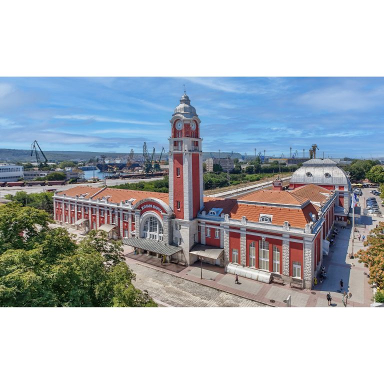 Варна ЖП гара
